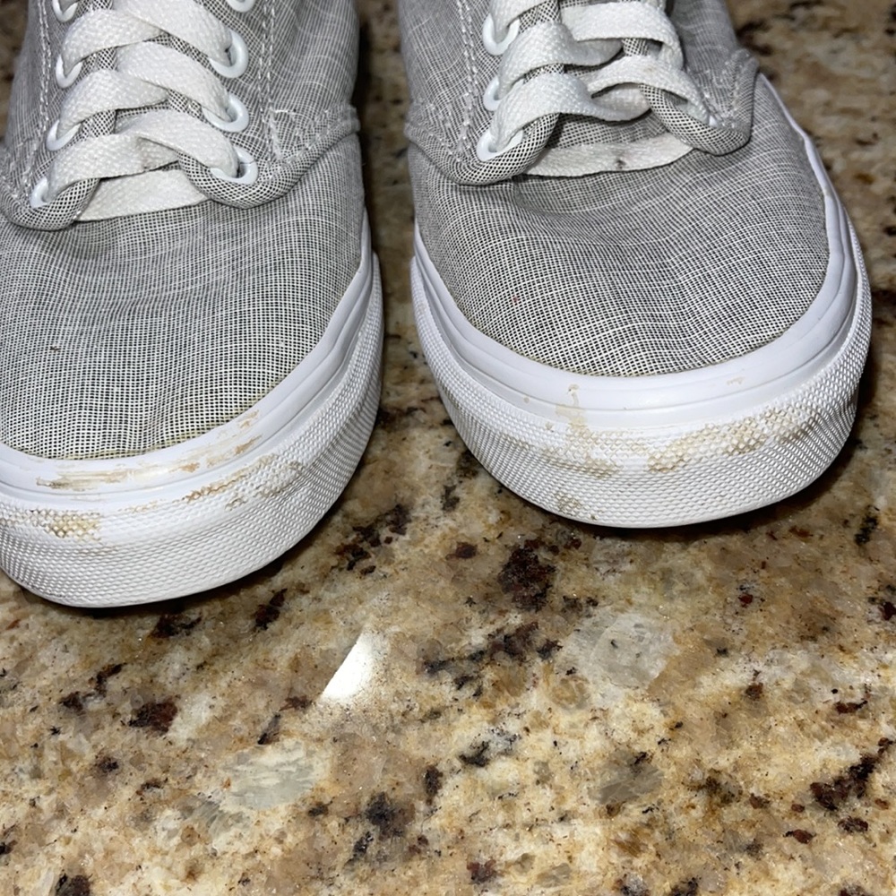 Vans - Picture 3 of 8